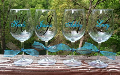 9 Personalized Bridesmaids Wine Glasses 90 00 Via Etsy With Images Bridesmaid Wine