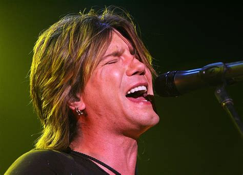 Goo Goo Dolls Want You To Come Backstage To Meet Them