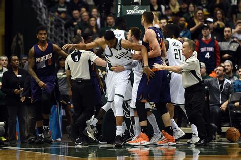 Nba finals is the suns vs. Milwaukee Bucks Game Preview: Nov. 22 at Phoenix Suns - Page 5