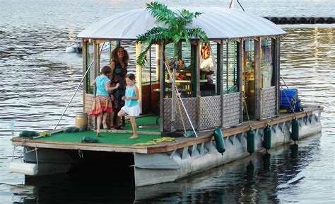 Homemade Houseboats Check Out Bud Lights Tribute To House Boat Pontoon Party Barge