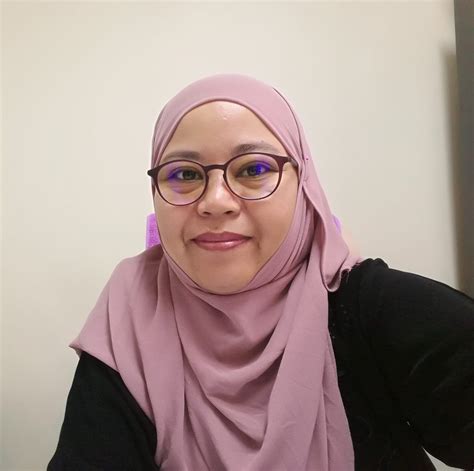 Curriculum Vitae Dr Hanita Hanim Binti Ismail