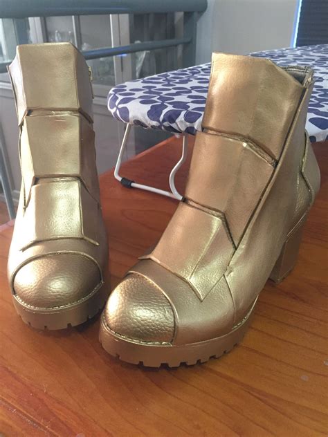 Wonder Woman Gold Boots From Hannie Cosplay Her Entire Costume Is