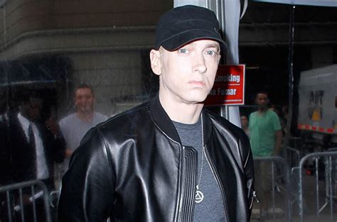 Eminem Battled Drug Addiction With Running I Became A F Ing Hamster