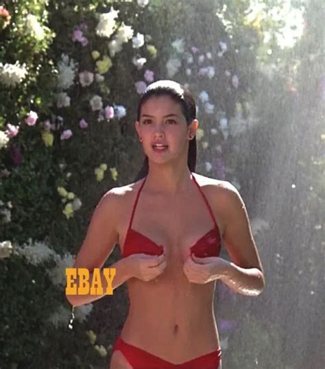 Sexy Phoebe Cates Wet Photo Fast Times Bikini Busty Belly Button Bare