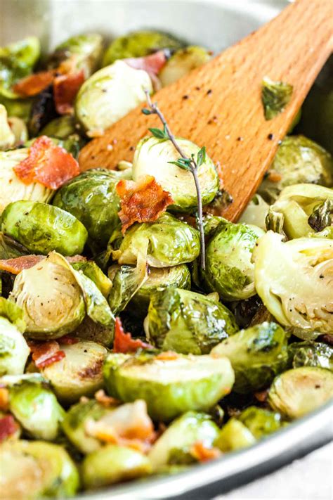 This year i will be sharing a brussel sprout & butternut squash recipe! Easy Roasted Brussels Sprouts with Bacon | Plated Cravings