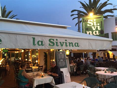 Eat Paella at La Sivina restaurant in Cala D'or resort | 5 Things To Do ...