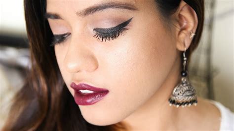 Winged Liner And Dark Lips Tutorial Youtube