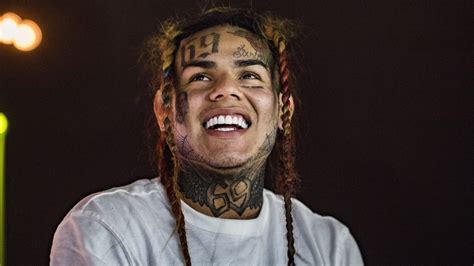 Tekashi Ix Ine Released From Prison Early Because He Has Asthma