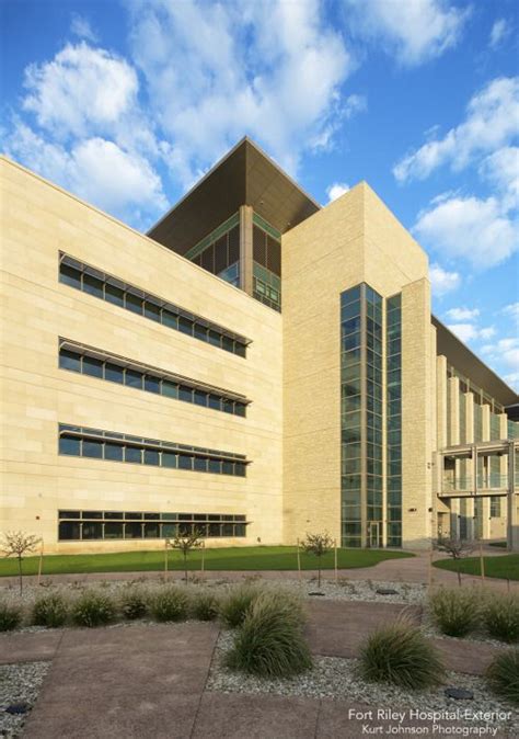 Exteriors Fort Riley Hospital