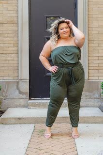 Bustr Is A Plus Size Dating Community For Curvy Singles Popular Dating Apps For Bbw Dating And