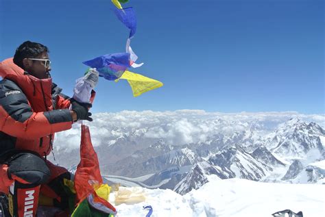 Mingma sherpa (born june 16, 1978) is a nepali mountaineer. Mingma Gyalje firma con il Lhotse la prima vetta della ...