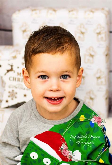 Capturing The Joy Of Christmas In A Studio Shoot Dream Photography