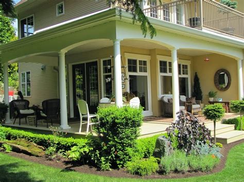 See more ideas about house with porch, house design, enclosed front porches. 70 Awesome And Beautiful Front Porch Ideas