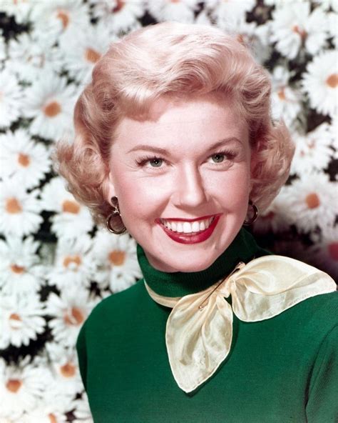 Doris Day Died Peacefully Surrounded By Her Loved Ones Says Manager Famosos Antiguas