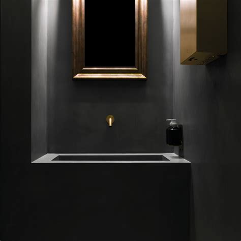 Spectacular views and a casual country club atmosphere. Creating a minimalist washroom: how this wine bar did it ...