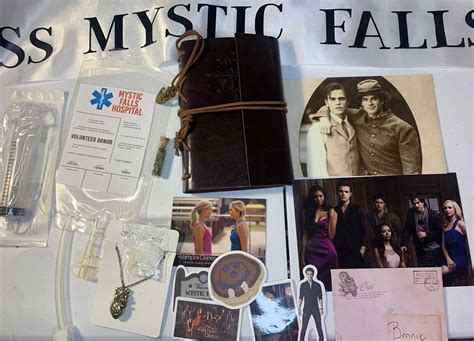 Vampire Diaries Fan Box T Set Legacies Originals Etsy