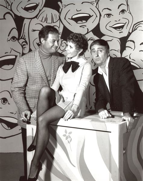 Judy Carne Leggy Rowan And Martin Laugh In 8x10 Photo S7405 • 5 59 Judy Carne Classic