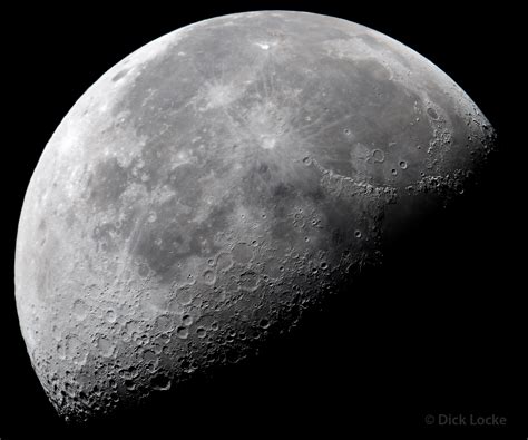 Moon Pictures with Nikon D850 DSLR Camera