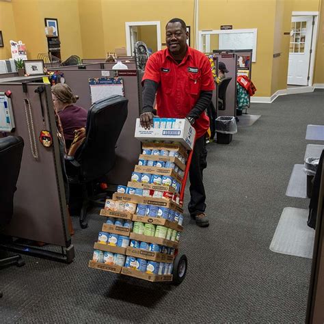 With the help of the louisiana national guard, we… Baton Rouge Food Bank 2019 : BBQGuys