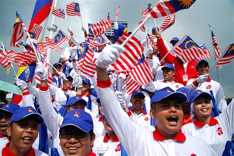 Paskibraka 2019 untuk merayakan upacara hari ulang tahun kemerdekaan indonesia yang ke 74 pada tanggal 17 agustus 2019. Kemerdekaan - Wikipedia Bahasa Melayu, ensiklopedia bebas