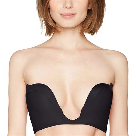 The Best Bras To Wear Under Backless Strapless And Other Tricky Tops Glamour