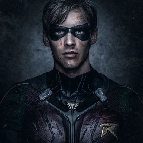 New Photos Of Brenton Thwaites As Robin In Titans Released Dc Comics Movie