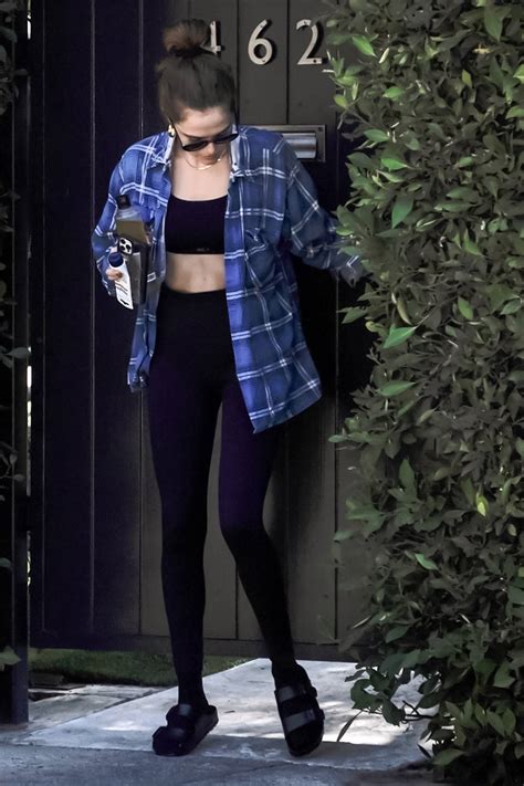 Zoey Deutch Flashes Her Taut Abs In A Crop Top And Leggings While Leaving A Pilates Class In