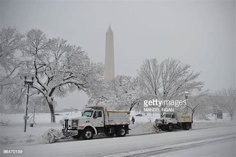 Dc Snow Plow Photos And Premium High Res Pictures Getty Images