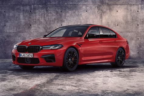 Experience bmw m8 competition coupé and bmw m850i xdrive. 2021 BMW M5 Sedan Trims & Specs | CarBuzz