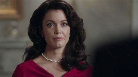 Every Single Hairdo Mellie Has Worn On Scandal Vulture