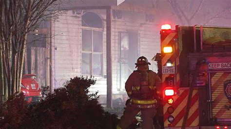 San Antonio Heroes Police Rescue Four As Mystery Inferno Engulfs Home
