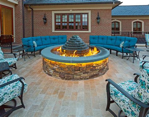 Check Out These Great Outdoor Fireplace Ideas And Fire Pit Designs For