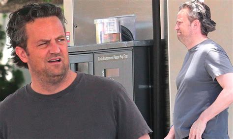 Updated 1352 gmt (2152 hkt) november 27, 2020. Matthew Perry reveals his heavier figure as the scruffy ...