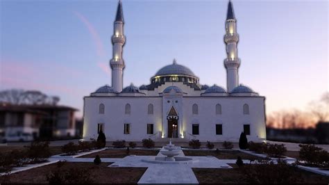 Visiting The Largest Mosque In America Very Beautiful Youtube