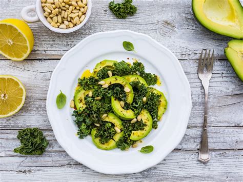 Lemon And Avocado Kale Salad Recipe And Nutrition Eat This Much