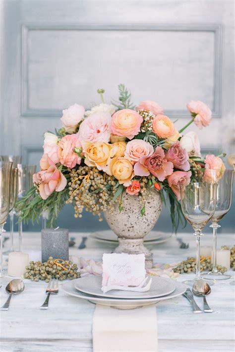 Dip Dye Wedding Ideas In Ombré Peach And Coral Wedding Floral