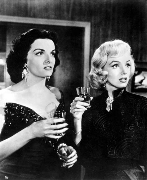Stunning Photos Of Marilyn Monroe And Jane Russell While Filming Gentlemen Prefer Blondes