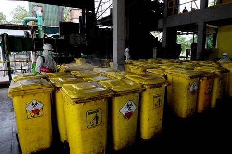 Kelas Keperawatan Pengolahan Limbah Medis Riset