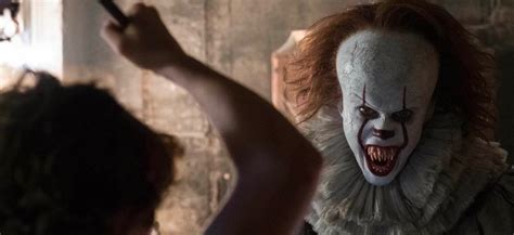 Both films are based on the 1986 novel it by stephen king. It Chapter Two Posters Put Pennywise Front and Center - /Film