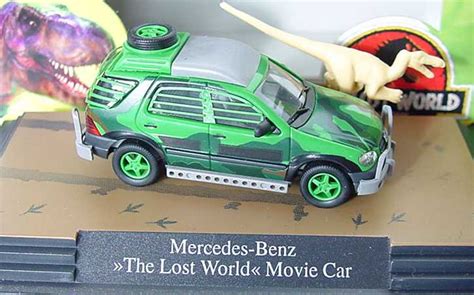 Mercedes Benz M Klasse W163 The Lost World Jurassic Park Movie Car Mit Saurier Busch