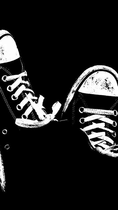 Jul 24, 2021 · today's wallpaper features that throwback design style. shoes_shnurki_black_23618_640x1136 in 2020 | Converse wallpaper, Unique iphone wallpaper ...