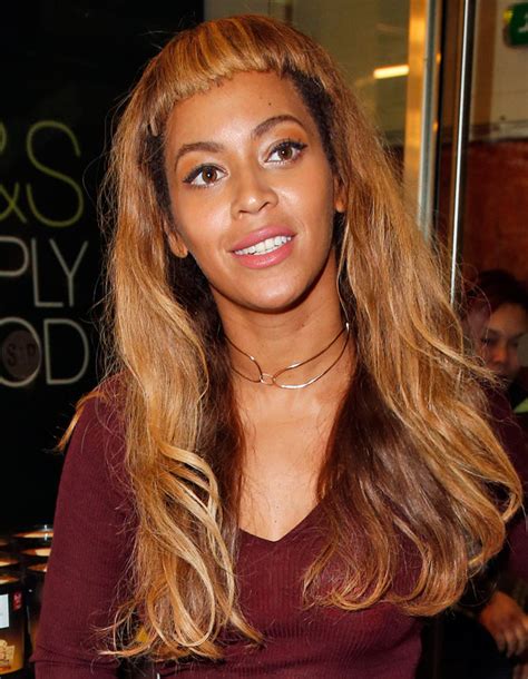 Beyoncés Super Short Bangs New Haircut Or Wig E News France