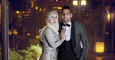 نشر مؤمن زكريا لاعب النادى الأهلى، صورًا جديدة، اليوم الاحد، عبر حسابه على موقع «إنستجرام»، برفقة زوجته، أثناء قضاء الإجازة الصيفية. مؤمن زكريا ينشر صورة له برفقة زوجته معلقا: "الحمد لله رب ...