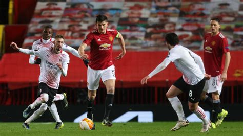 Live discussion, man of the match voting and player ratings of as roma vs manchester united. AC Milan vs Manchester United preview: How to watch on TV ...