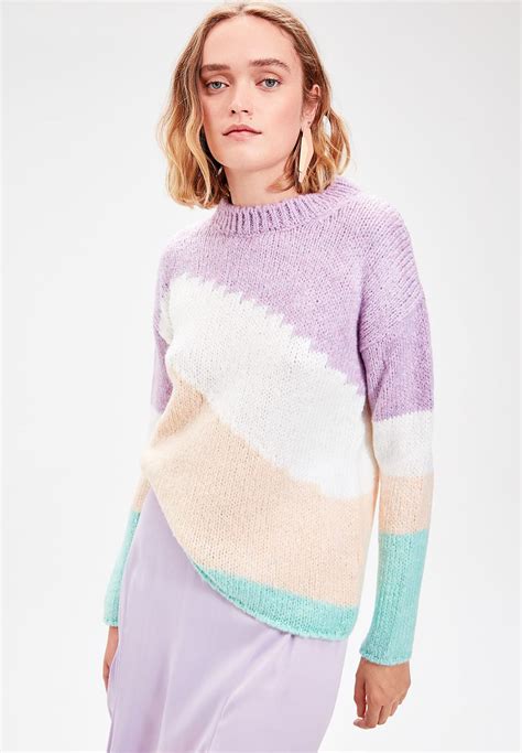 Buy Trendyol Multicolor Colorblock Sweater For Women In Mena Worldwide
