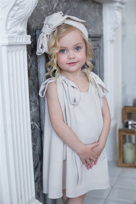 Fotografias De Violetta Antonova Official In 2021 Beautiful Children