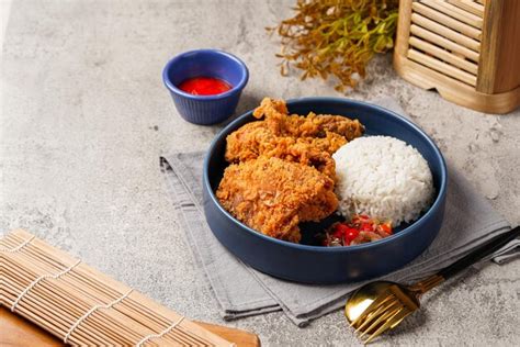 Premium Photo Ayam Geprek Is An Indonesian Food Crispy Fried Chicken