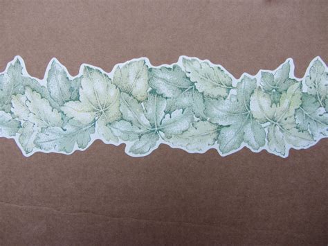 Clerwood Green Wallpaper Border Pattern Modern Self Adhesive Decorate