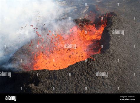 Litli Hrutur Volcano Fagradalsfjall Reykjanes Peninsula Iceland Stock Photo Alamy