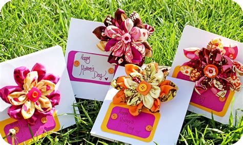 Five Little Crafty Birdies Fabric Flower Corsage And Card For Mothers